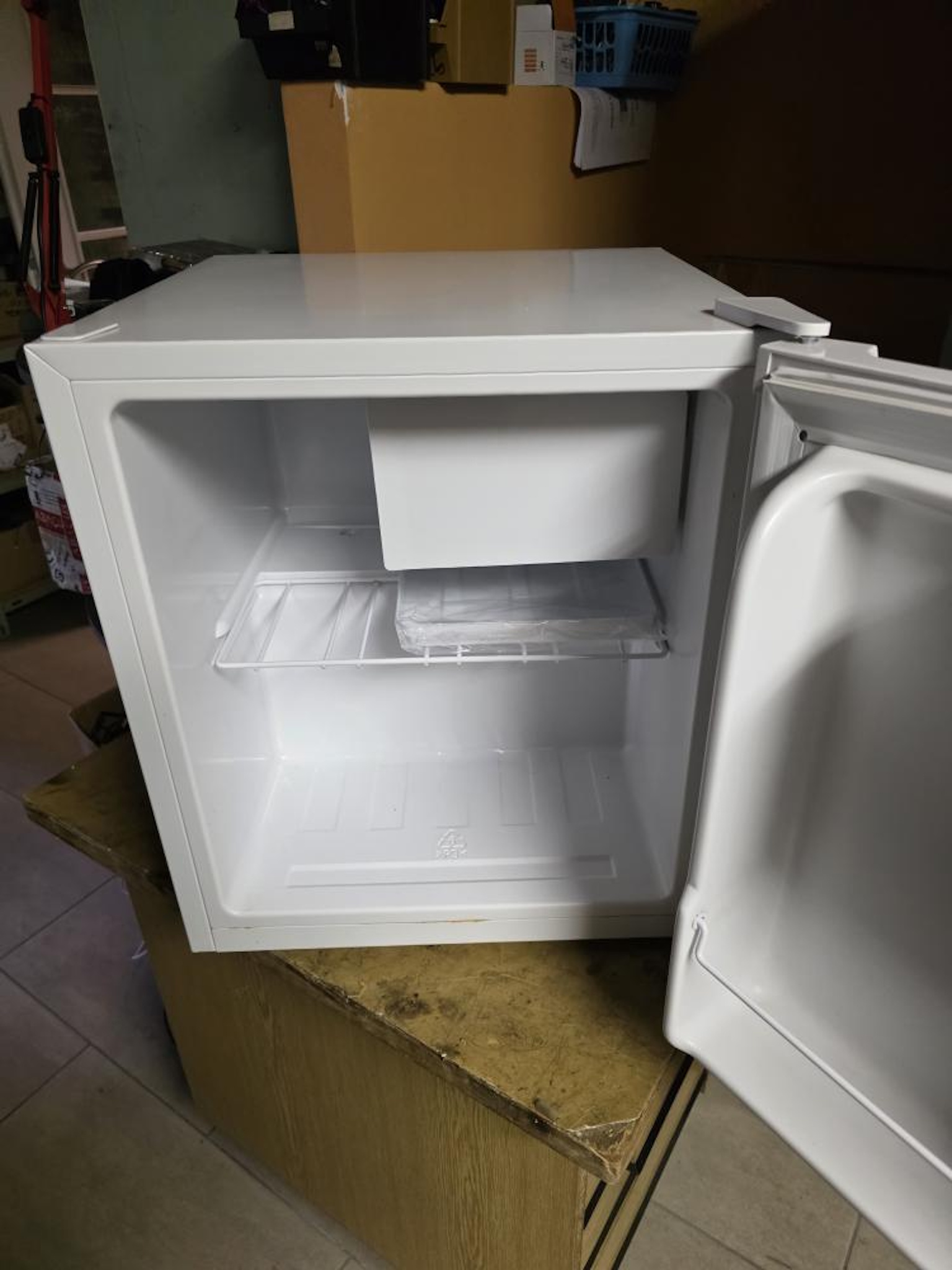 Chladnička Guzzanti GZ 05A1 (II. jakost)