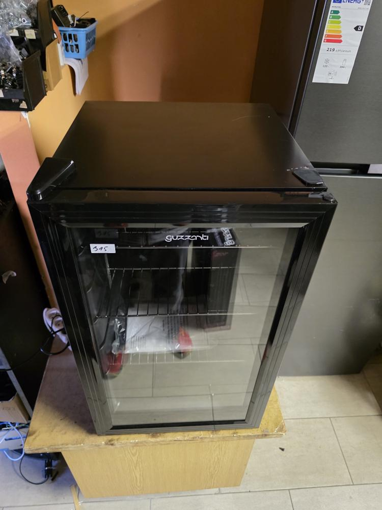 Chladící vitrína Guzzanti GZ 70G (II. jakost)